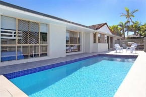 Beautiful Beach House in the Heart of Town